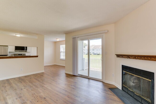 Photo - 5684 Landfall Dr Unit 5684