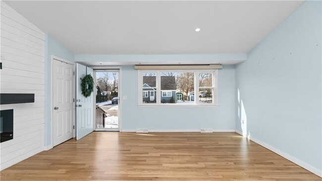 Photo - 82 Primrose Dr