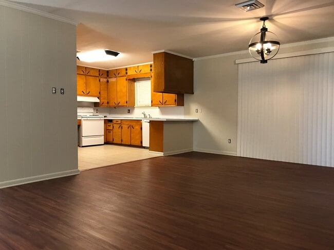 113 Eunice St Unit 113