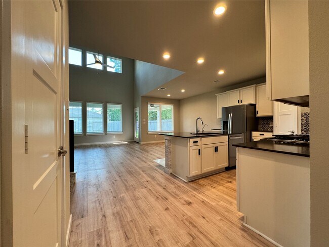 Photo - 10213 Prairie Creek Ln