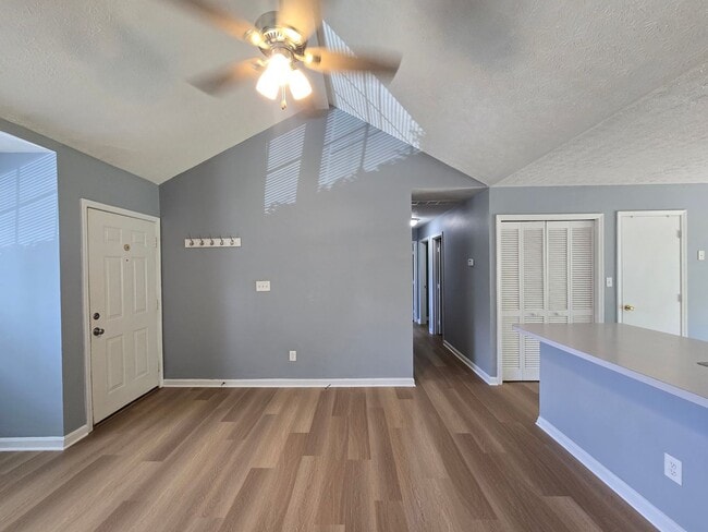 Photo - 3706 Locust Ave