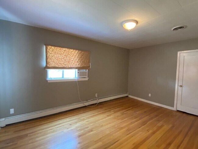 Photo - 745 Mc Carthy Blvd Unit #A