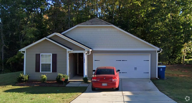 Building Photo - 1804 Woodbridge Dr Rental