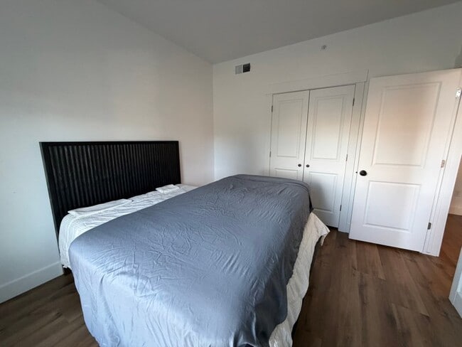 Photo - 98 E Center St Unit 307