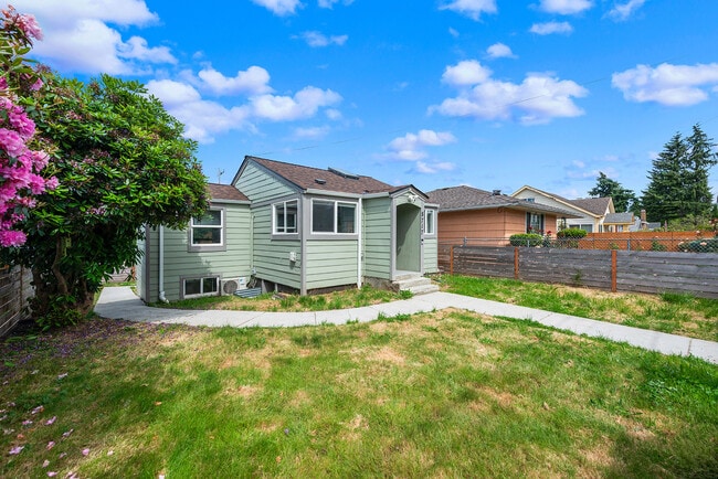 Photo - 8717 16th Ave SW