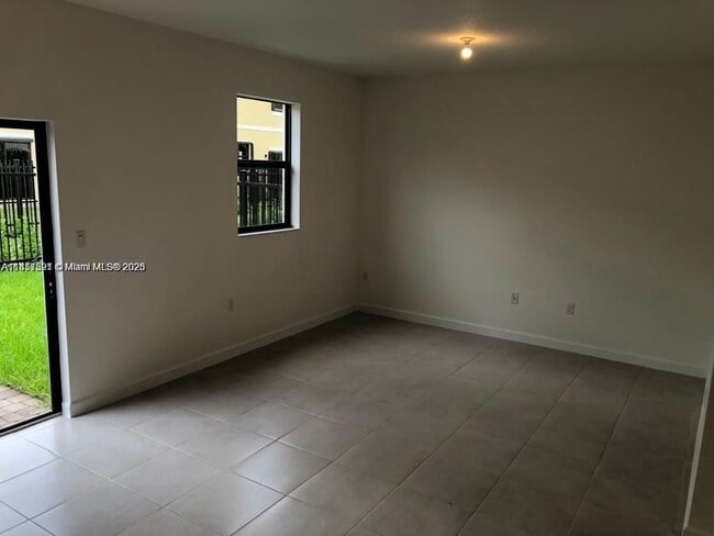 Photo - 4715 Brumby Terrace