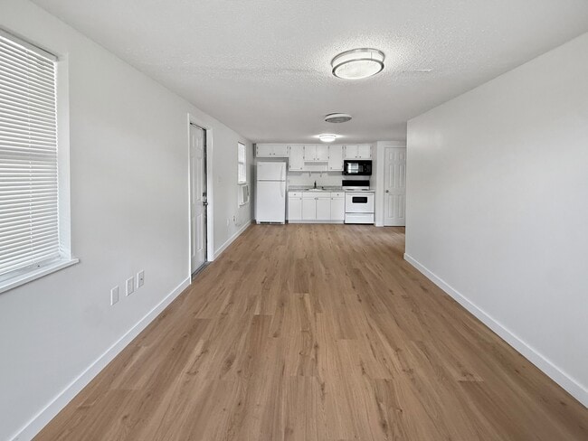 Photo - 204 2nd St Unidad 4