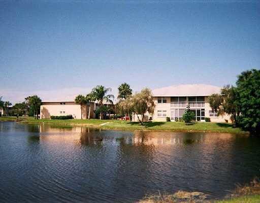 Building Photo - 1505 SE Royal Green Cir Unit U-203