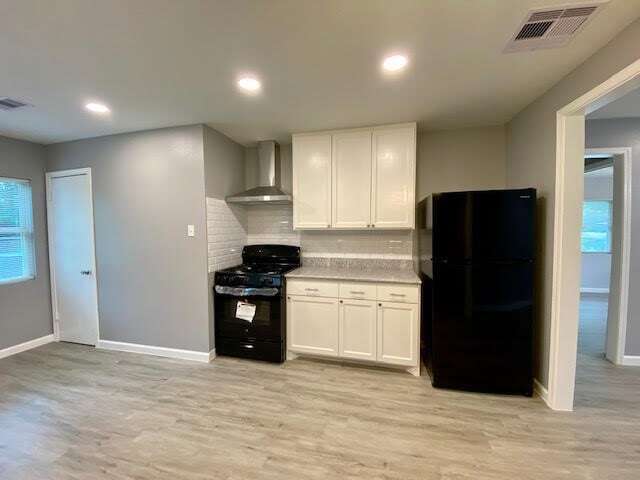 Photo - 405 Pauline Ave