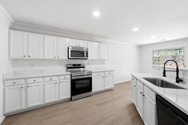 Photo - 3050 Centerglen Ln
