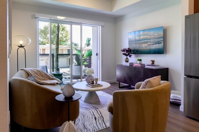 Photo - PENDANT on Topanga