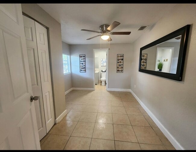 Photo - 3409 Sloan Rd Unit 2