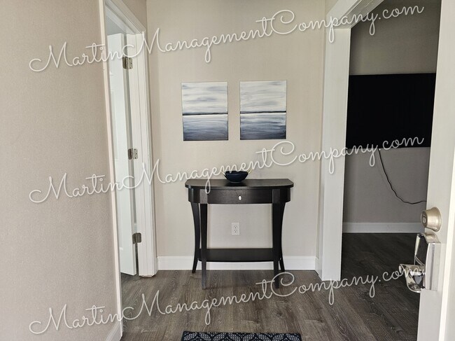 Photo - 1418 S Sneed Ave