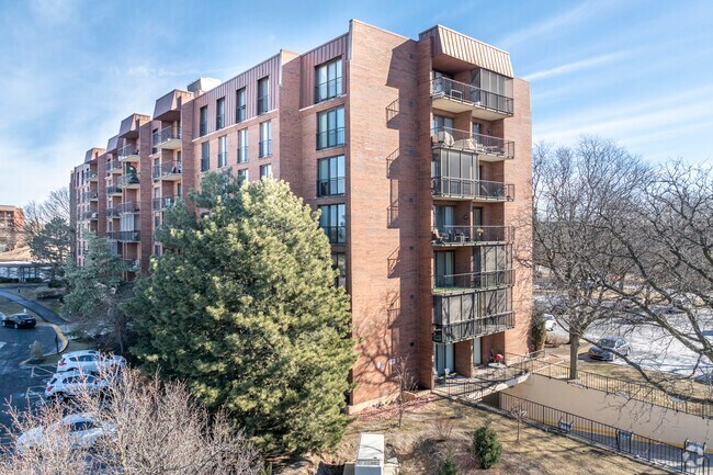 Photo - Wilshire Green