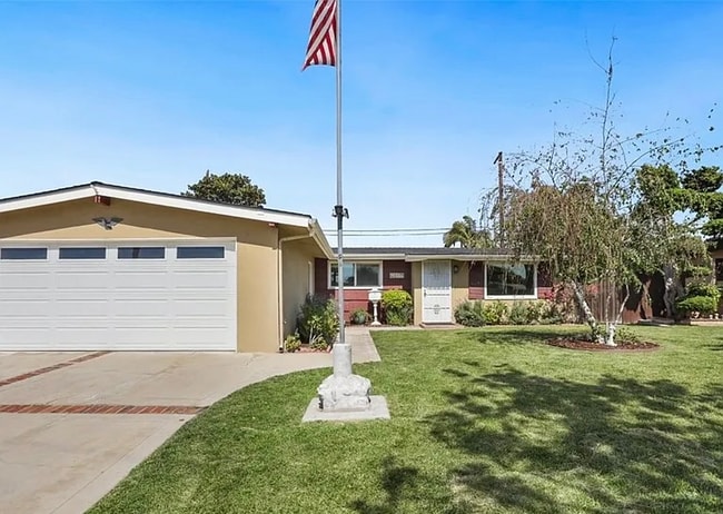 Building Photo - 1229 S Kilson Dr Rental
