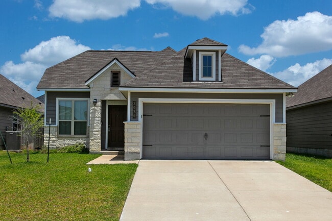 Building Photo - "Charming 3-Bedroom Retreat with 2 Baths in Bryan, TX – Cozy Comfort Awaits!"
