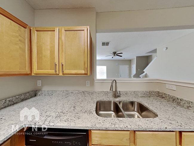 Photo - 2228 Bigwood Trail