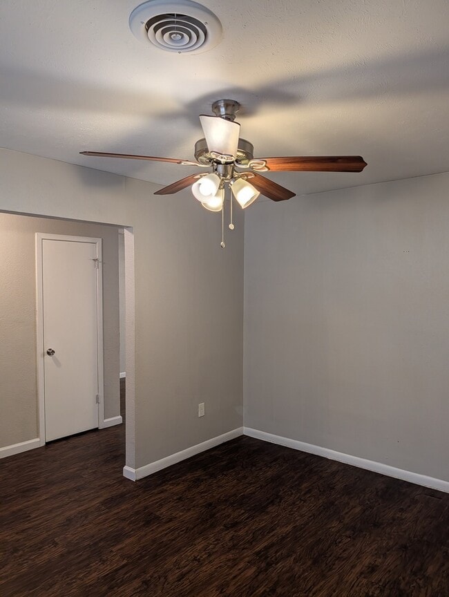 Photo - 6324 Regal Rd