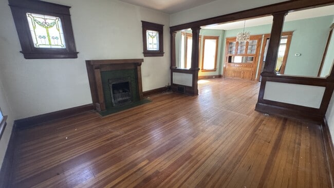 Photo - 2621 N York Ct
