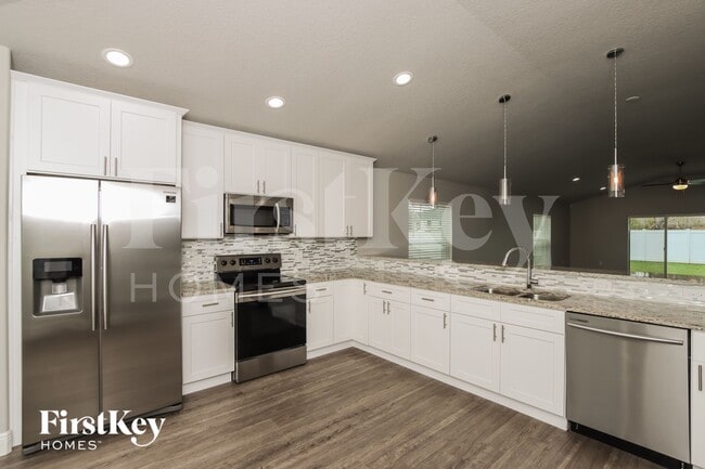 Photo - 298 Ontario St NW