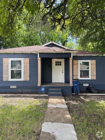 Building Photo - 1906 Stovall Dr Rental