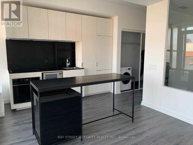 Photo - 77 Shuter St Unité 807