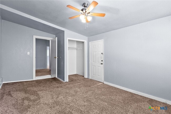 Photo - 2709 Hillside Dr