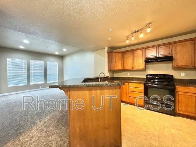 Building Photo - 4276 S Main St Unit #312