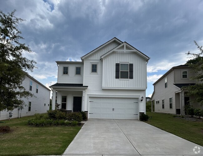 Spacious 2 story home in an upscale neighborhood with mature landscaping. - 4111 Honey Locust Dr Rental