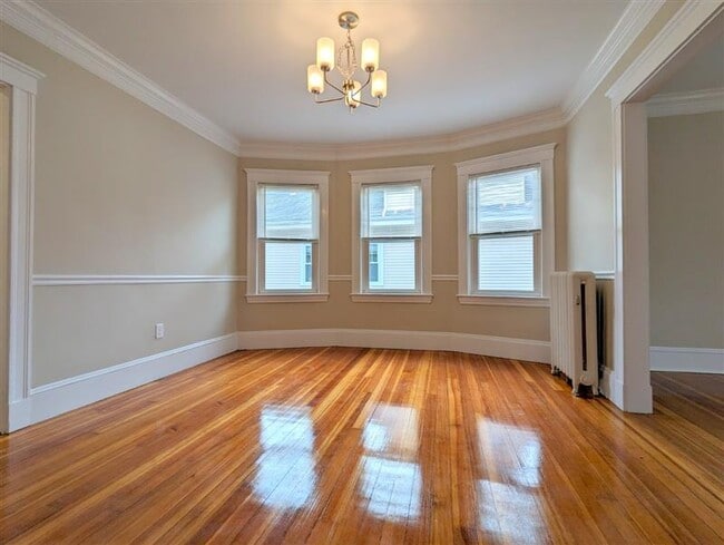 Photo - 33 Trowbridge St Unit 2