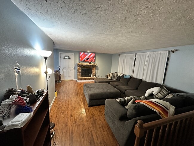 Photo - 3102 S Rebecca St