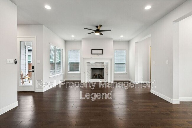 Photo - 6644 Windfall Dr