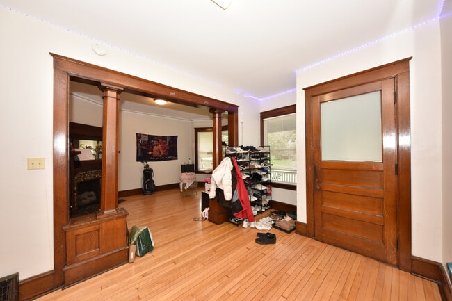 Entrance View 3 - 2855 N Murray Ave Unit 2855