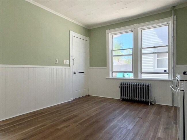 Photo - 550 Winter St Unit 1