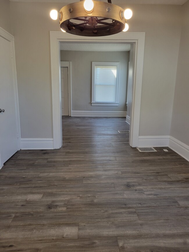 Photo - 798 E Whittier St