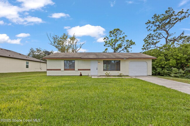 Photo - 1426 Leeward Ave SE