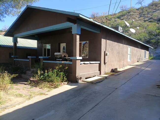 Photo - 299 Altarest Ave