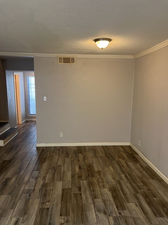 Photo - 6200 W Tidwell Rd