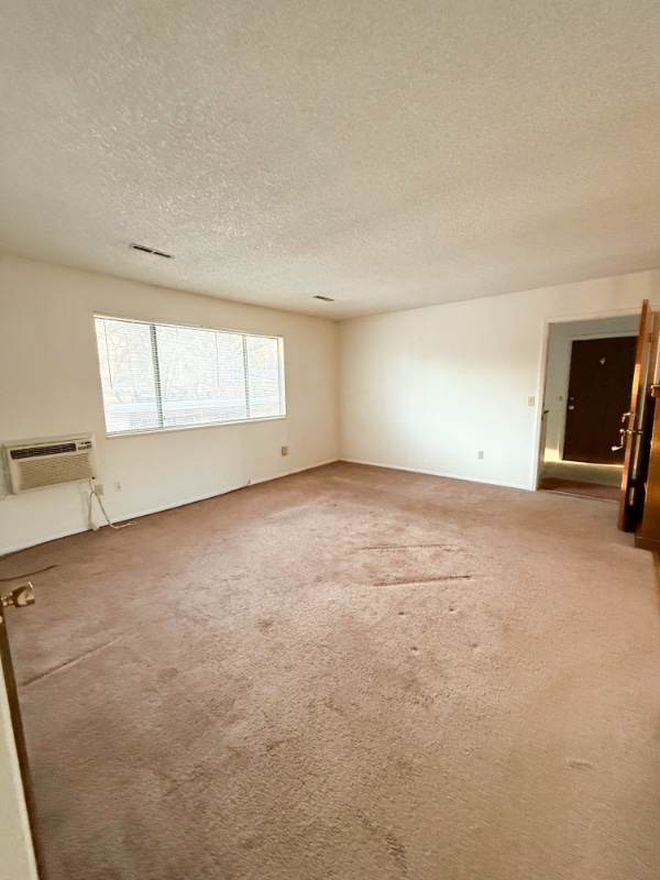 Photo - 2023 9th Ave N Unidad 2