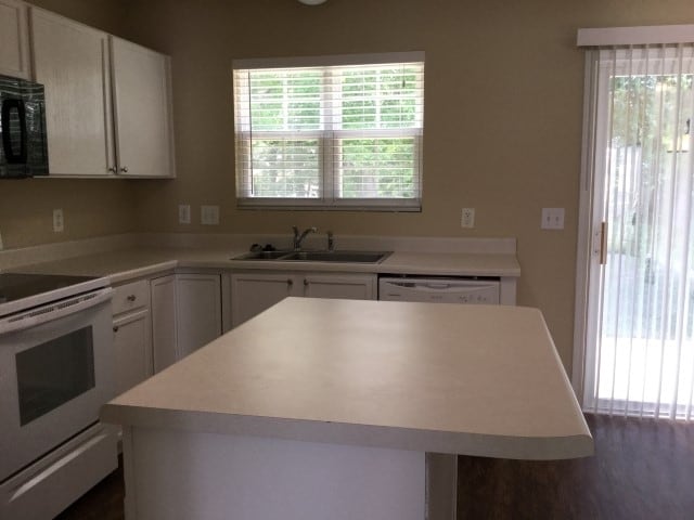 Photo - 2912 Hayling Dr