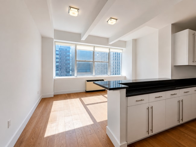Photo - 50 Murray St Unit 1412