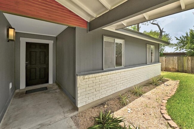 Photo - 6609 Branchwood Dr