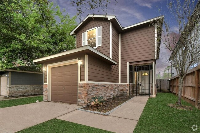 Building Photo - 6623 Apollo St Rental