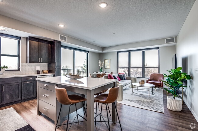 2HAB, 2BA - 1168SF - Aspen - Cocina y sala de estar