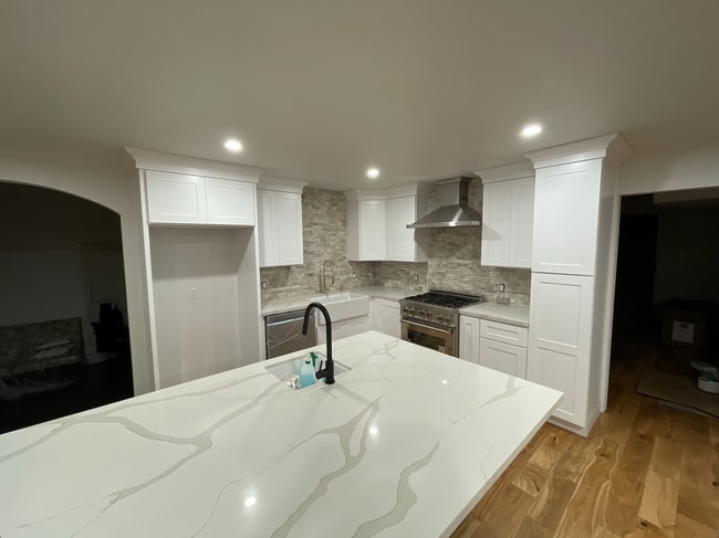 Photo - 720 Oakwood Ave