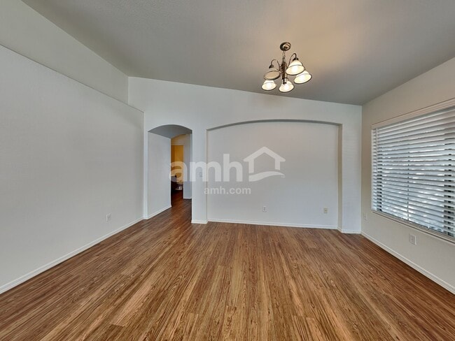 Photo - 5718 W Orchid Ln