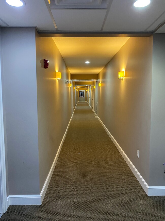 Photo - Simsbury Place