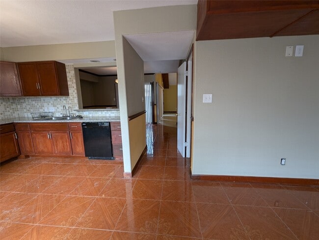 Photo - 12045 Willow Trail