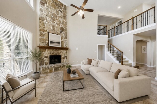 Photo - 63 Vershire Cir