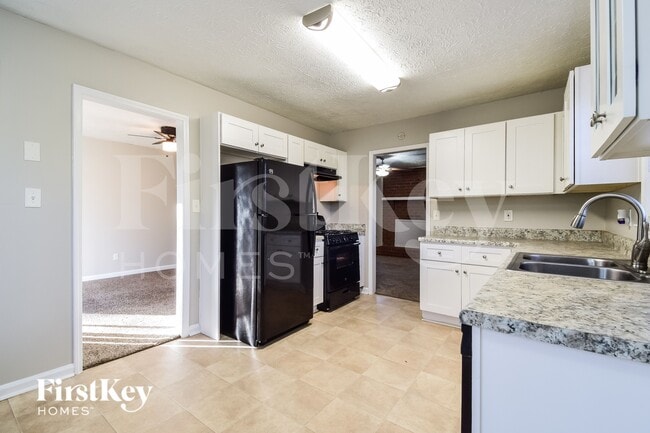 Photo - 213 Mill Trce